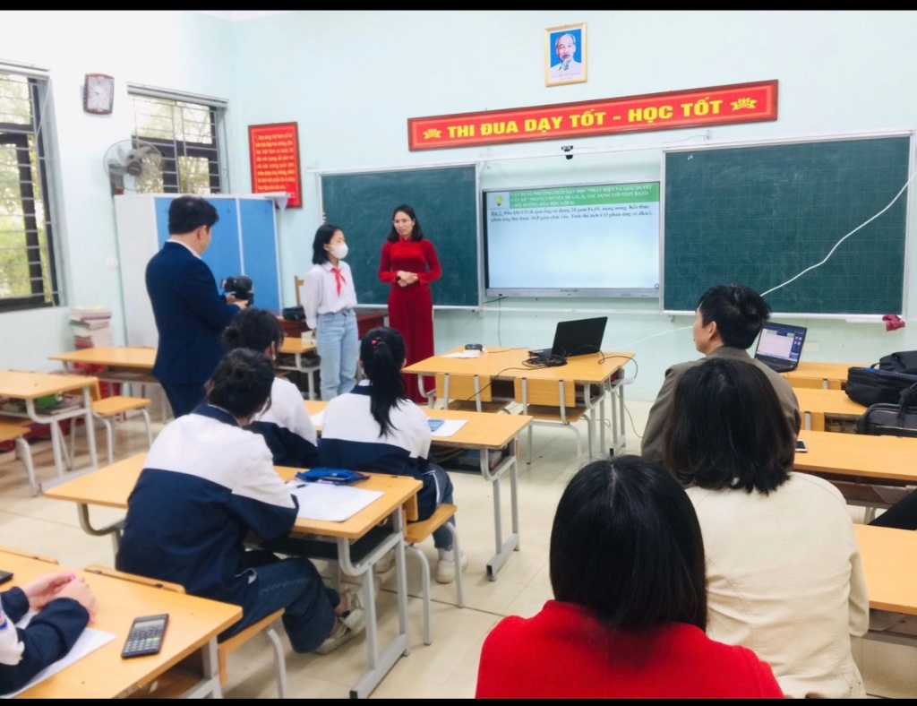 Cô giáo Giáp Thị Lương -Tấm gương sáng về học tập và làm theo lời Bác